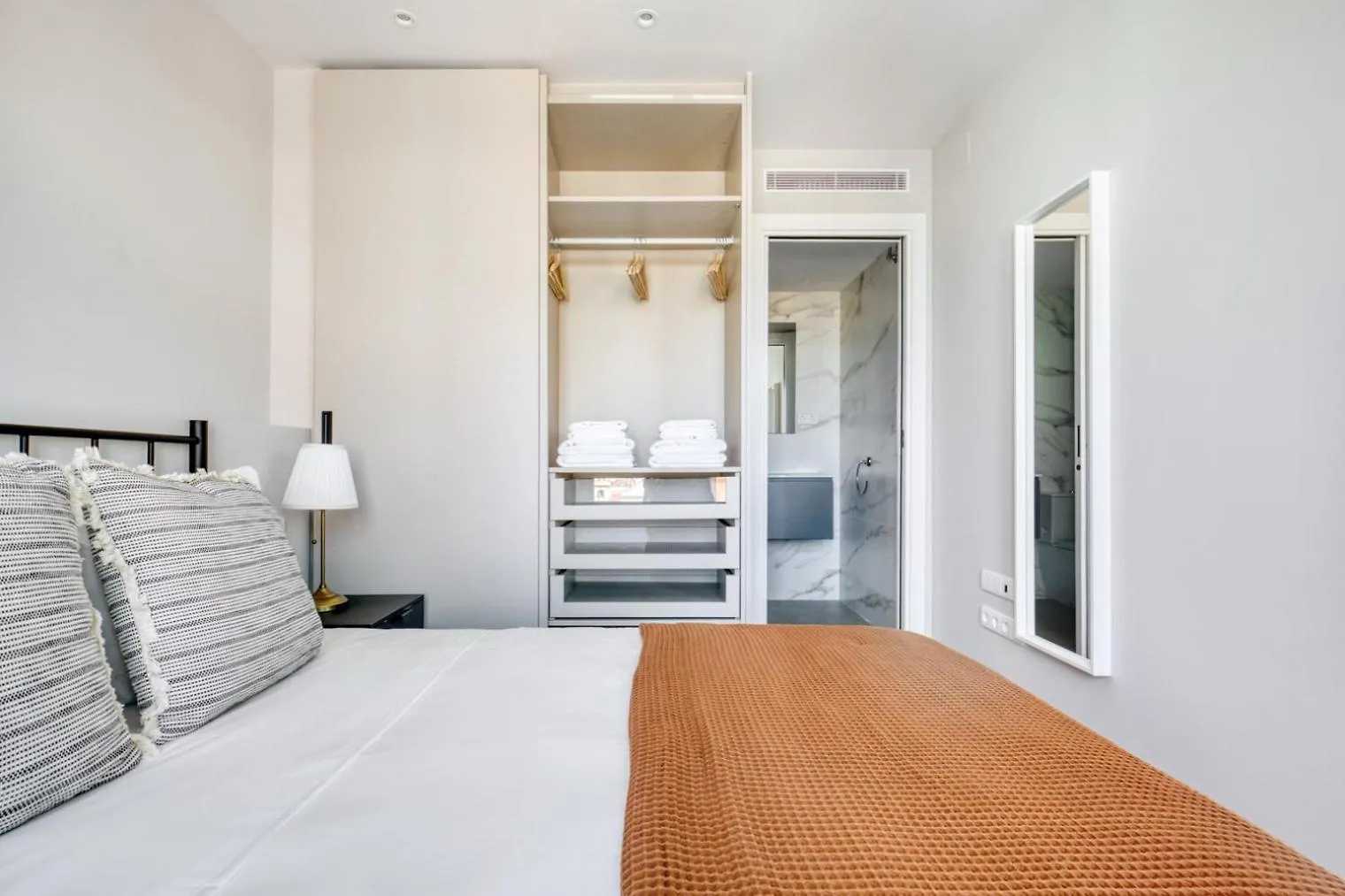 Blueground El Camp Den Grassot I Gracia Nova Bcn-16 Apartment Barcelona