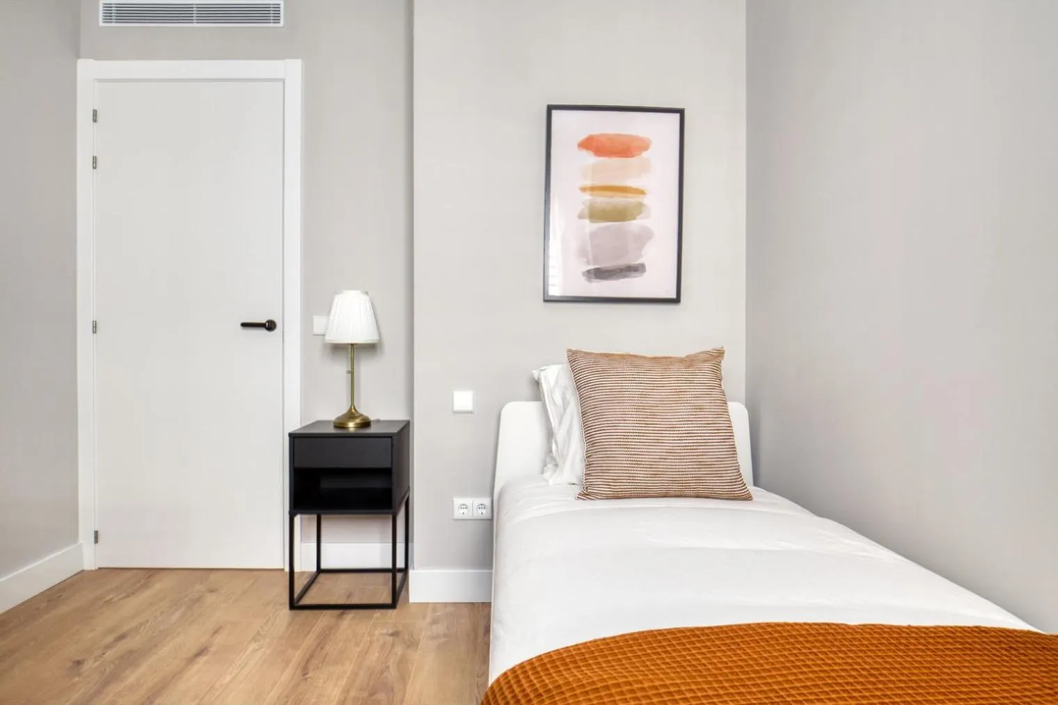 Blueground El Camp Den Grassot I Gracia Nova Bcn-16 Apartment Barcelona Spain